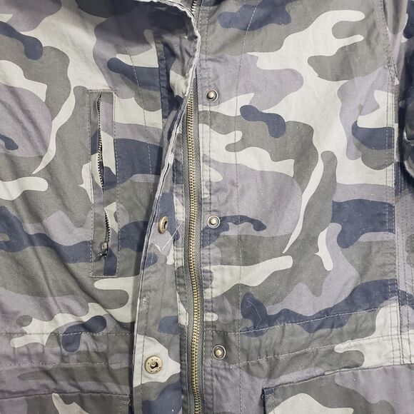 Love Tree Women's Camo Jacket, Size Large - Picture 8 of 10